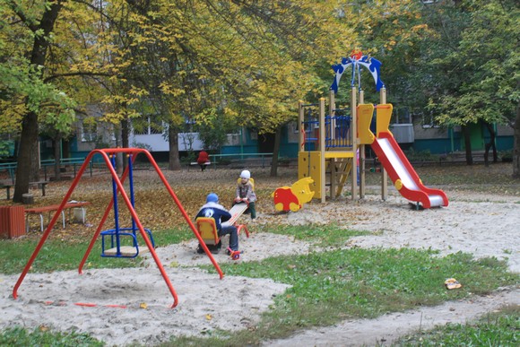 Детская площадка ЖСК "Орленок": общий вид.