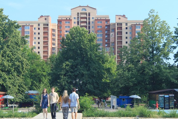 Цены на ростовском рынке жилья будут колебаться.
