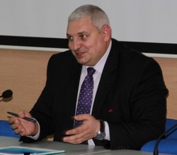 Валерий Кузнецов.