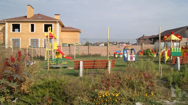 Детская площадка в Приозерье.