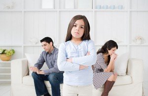 При разводе имущественные права ребенка не должны ущемляться.